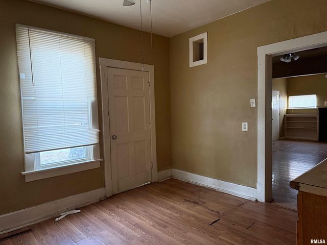 7105 S DEPOT Street, Bartonville, IL 61607