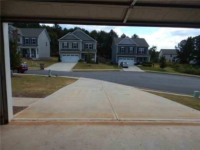 720 Country Ridge Drive, Hoschton, GA 30548