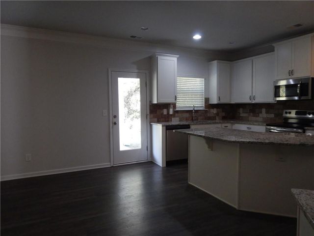 720 Country Ridge Drive, Hoschton, GA 30548