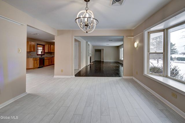 179 Steadwell Road, Amsterdam, NY 12010