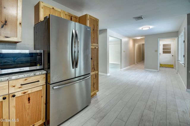 179 Steadwell Road, Amsterdam, NY 12010