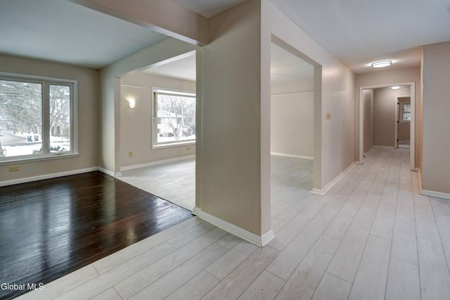 179 Steadwell Road, Amsterdam, NY 12010