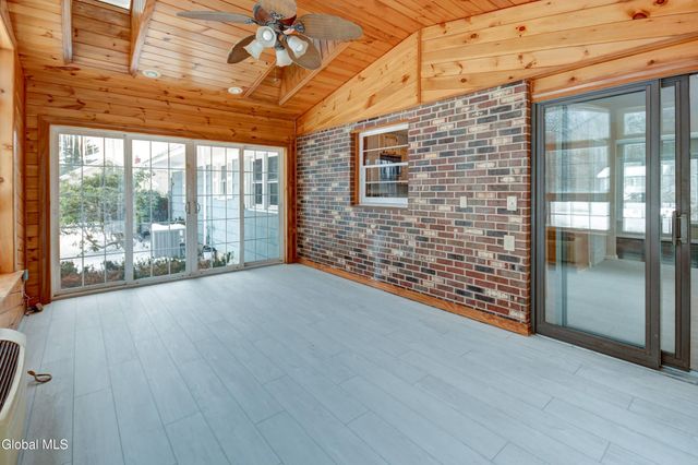 179 Steadwell Road, Amsterdam, NY 12010