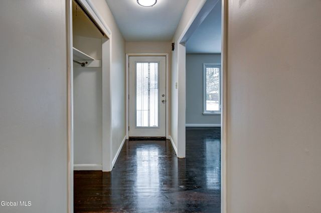 179 Steadwell Road, Amsterdam, NY 12010