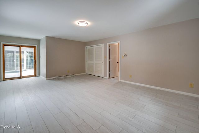 179 Steadwell Road, Amsterdam, NY 12010