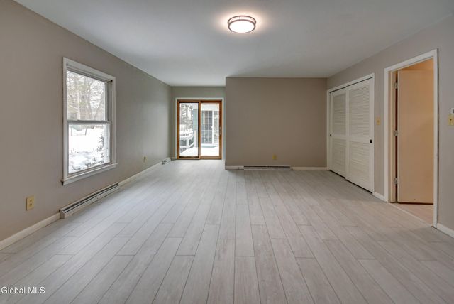 179 Steadwell Road, Amsterdam, NY 12010