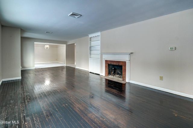 179 Steadwell Road, Amsterdam, NY 12010