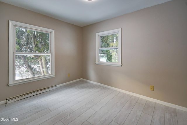 179 Steadwell Road, Amsterdam, NY 12010