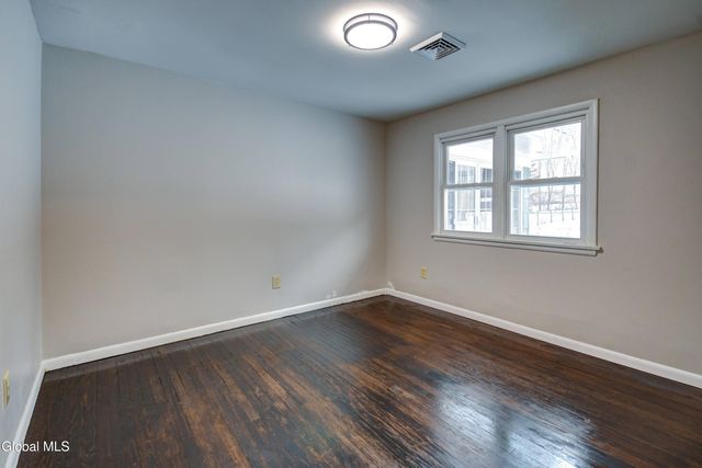 179 Steadwell Road, Amsterdam, NY 12010