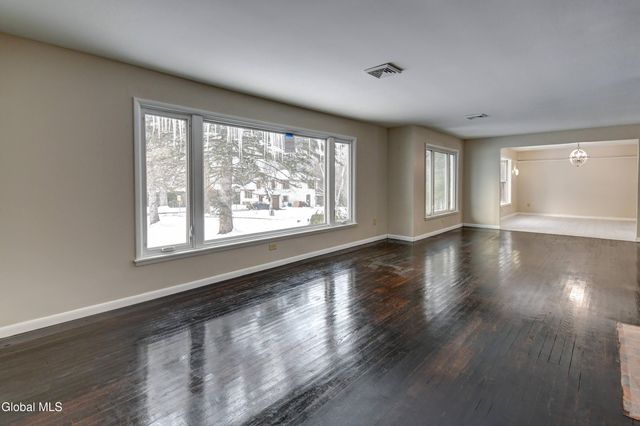 179 Steadwell Road, Amsterdam, NY 12010