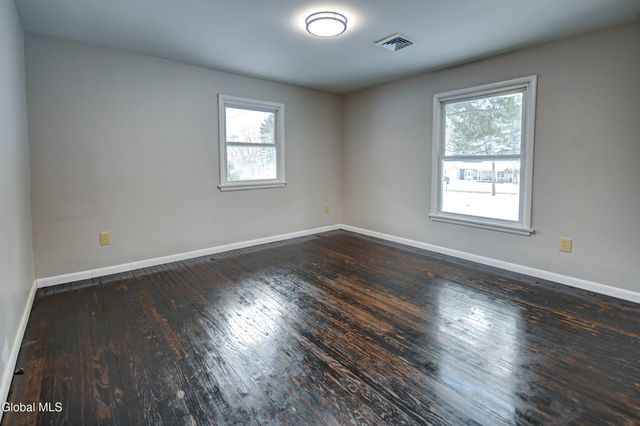 179 Steadwell Road, Amsterdam, NY 12010