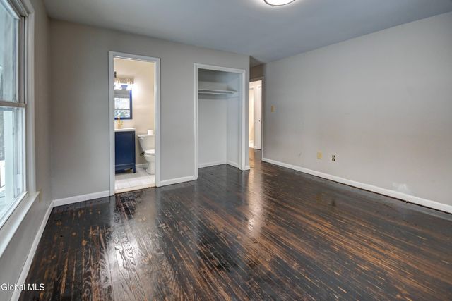 179 Steadwell Road, Amsterdam, NY 12010