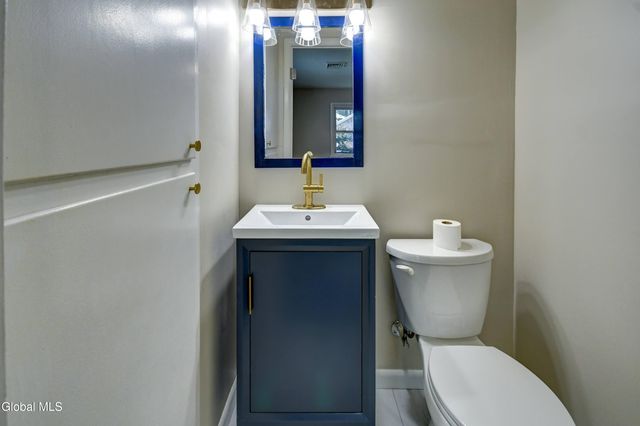 179 Steadwell Road, Amsterdam, NY 12010