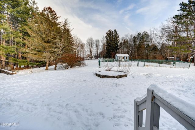 179 Steadwell Road, Amsterdam, NY 12010