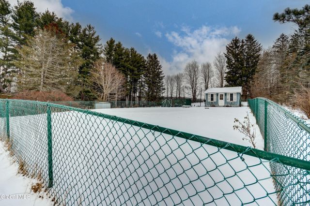 179 Steadwell Road, Amsterdam, NY 12010