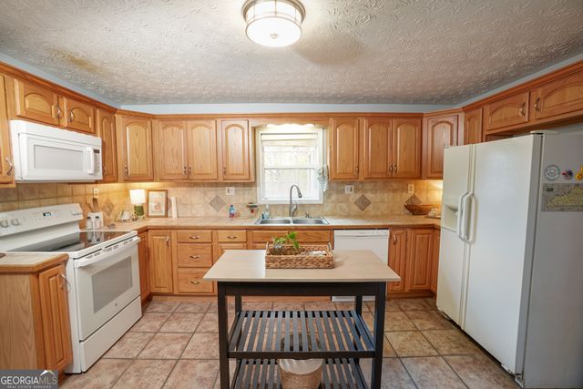 480 Taylors Gin Road, Temple, GA 30179