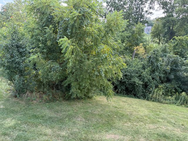 1861 Quarry Oaks Drive, Florence, KY 41042