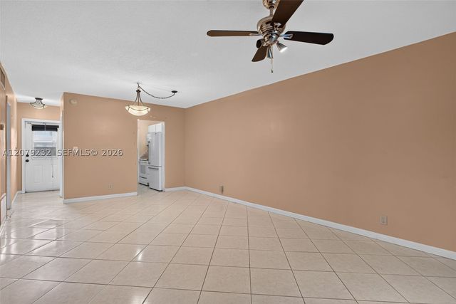 2551 W Golf Blvd 101, Pompano Beach, FL 33064