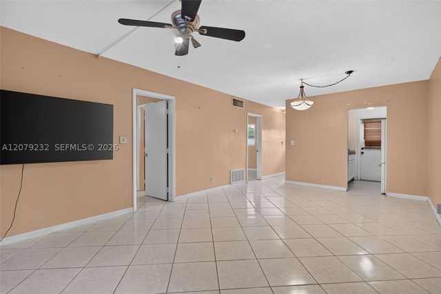 2551 W Golf Blvd 101, Pompano Beach, FL 33064