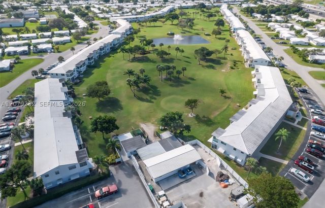 2551 W Golf Blvd 101, Pompano Beach, FL 33064
