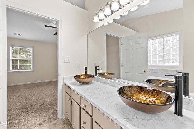 1002 Chickering Court, Apex, NC 27502