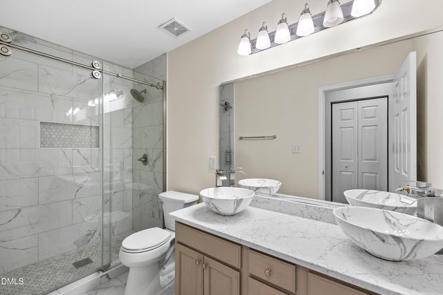 1002 Chickering Court, Apex, NC 27502