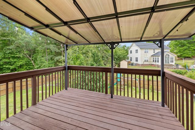 1002 Chickering Court, Apex, NC 27502