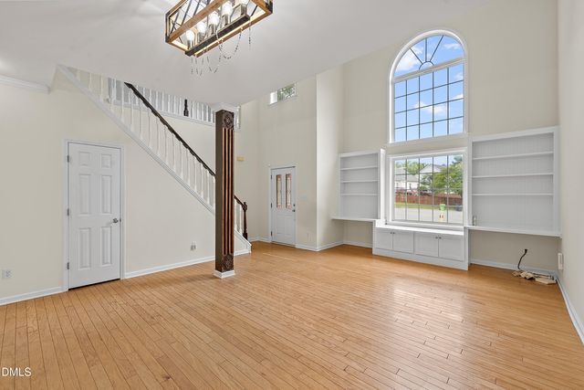 1002 Chickering Court, Apex, NC 27502