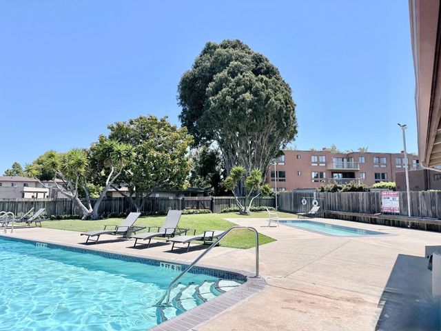 1531 Marina Court B, San Mateo, CA 94403