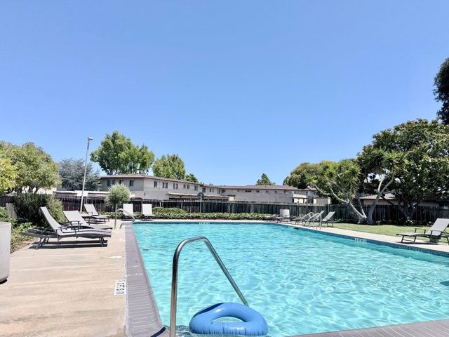 1531 Marina Court B, San Mateo, CA 94403