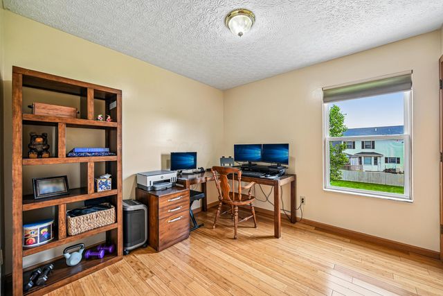 570 Dove Street, Marysville, OH 43040