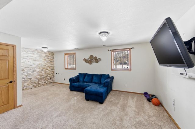 8645 176th Avenue NW, Ramsey, MN 55303