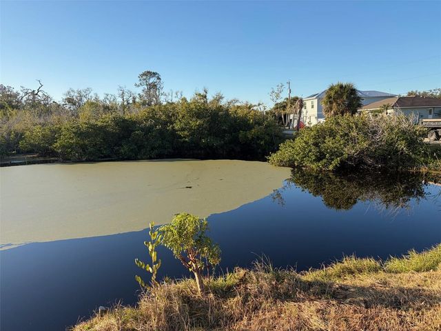 8195 PINE TREE LANE, Englewood, FL 34224