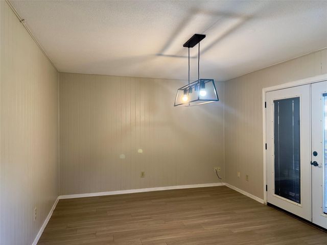 10168 Beekman Place Drive, Houston, TX 77043