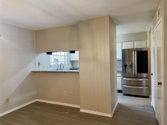 10168 Beekman Place Drive, Houston, TX 77043