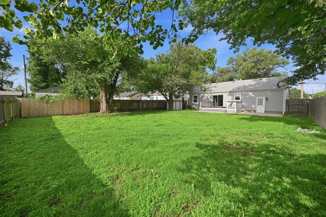 3050 N Coolidge Ave, Wichita, KS 67204