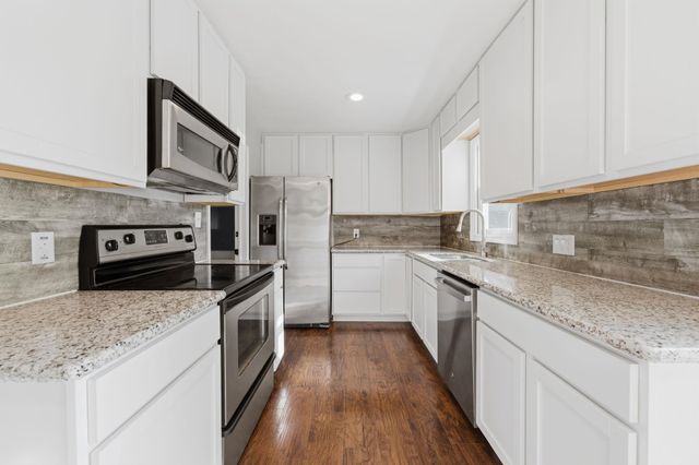 3050 N Coolidge Ave, Wichita, KS 67204