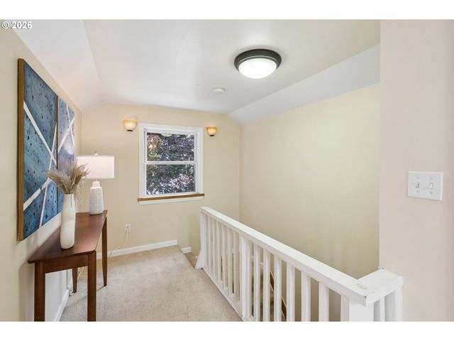 6532 N KNOWLES Ave, Portland, OR 97217