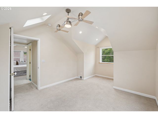 6532 N KNOWLES Ave, Portland, OR 97217