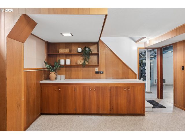 6532 N KNOWLES Ave, Portland, OR 97217