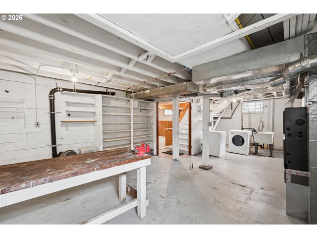 6532 N KNOWLES Ave, Portland, OR 97217