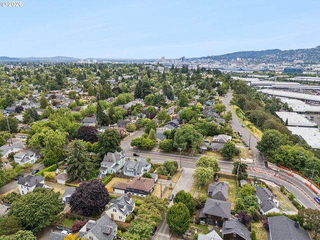 6532 N KNOWLES Ave, Portland, OR 97217