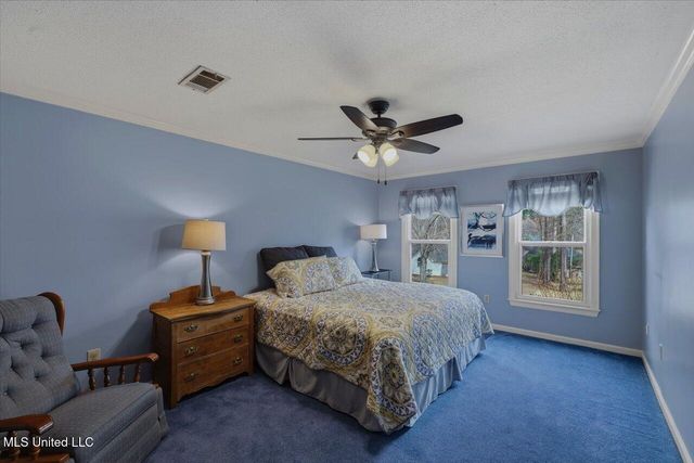 206 Oak Hollow Drive, Madison, MS 39110