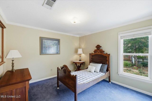 206 Oak Hollow Drive, Madison, MS 39110