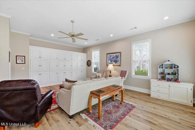 206 Oak Hollow Drive, Madison, MS 39110