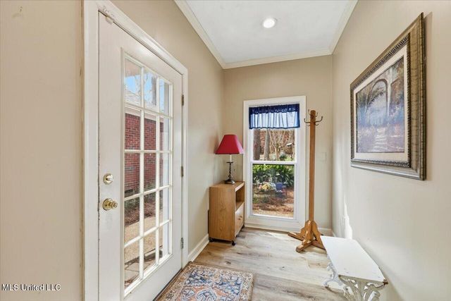 206 Oak Hollow Drive, Madison, MS 39110