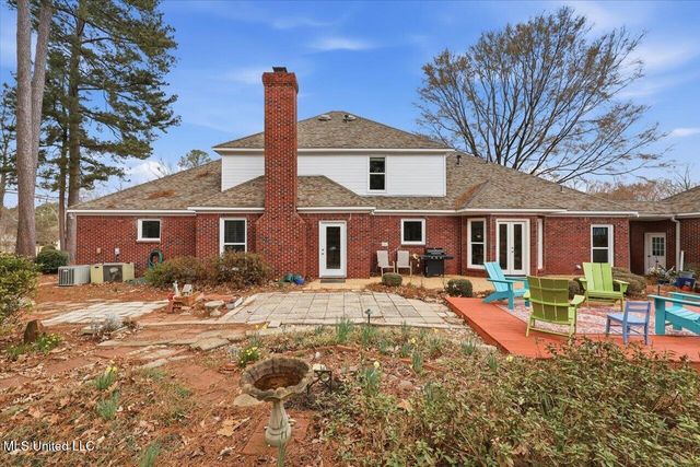 206 Oak Hollow Drive, Madison, MS 39110