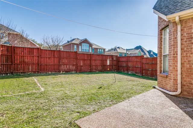 7315 Native Oak Lane, Irving, TX 75063