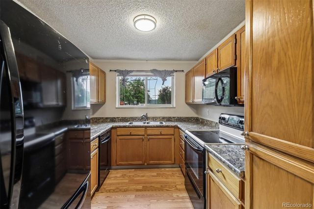 3576 S Depew Street 101, Denver, CO 80235