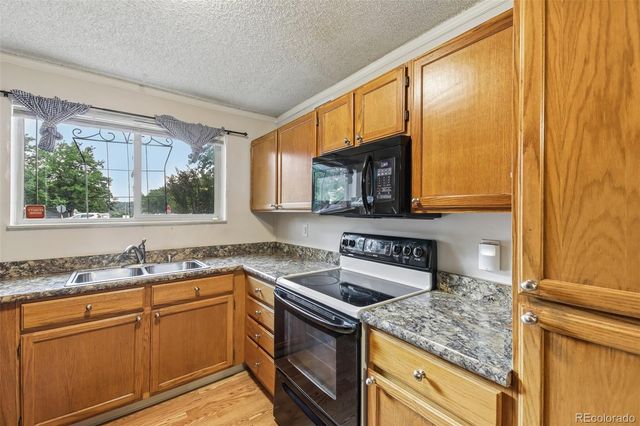 3576 S Depew Street 101, Denver, CO 80235